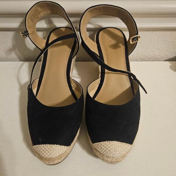 EUC Women's Ann Taylor Loft Outlet Black Sueded Wedge Espadrilles, Size 10M - Picture 1 of 5